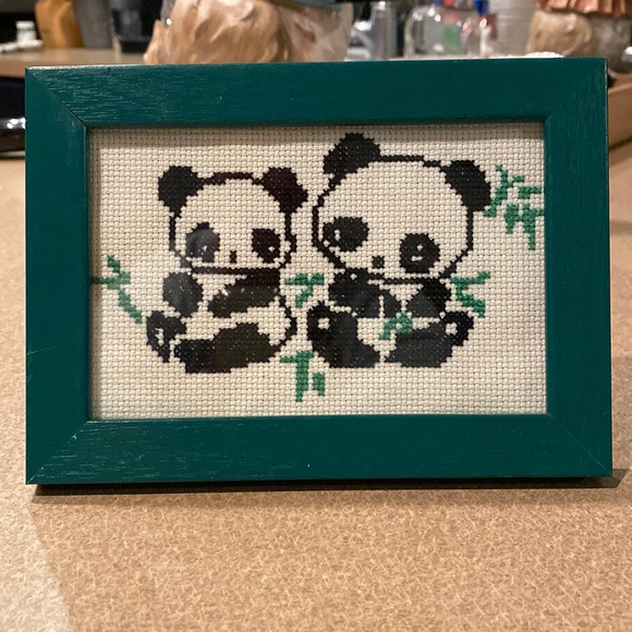 Framed Panda cross stitch - Picture 1 of 4
